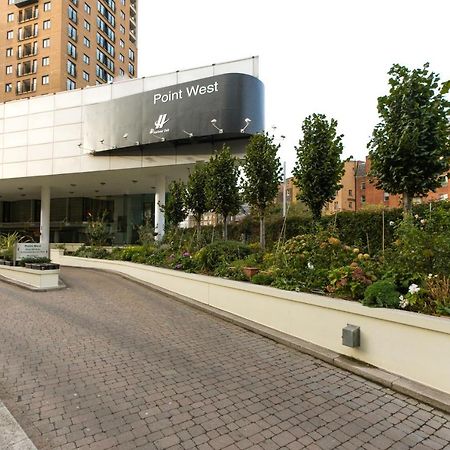Point West Apartments Londres Extérieur photo