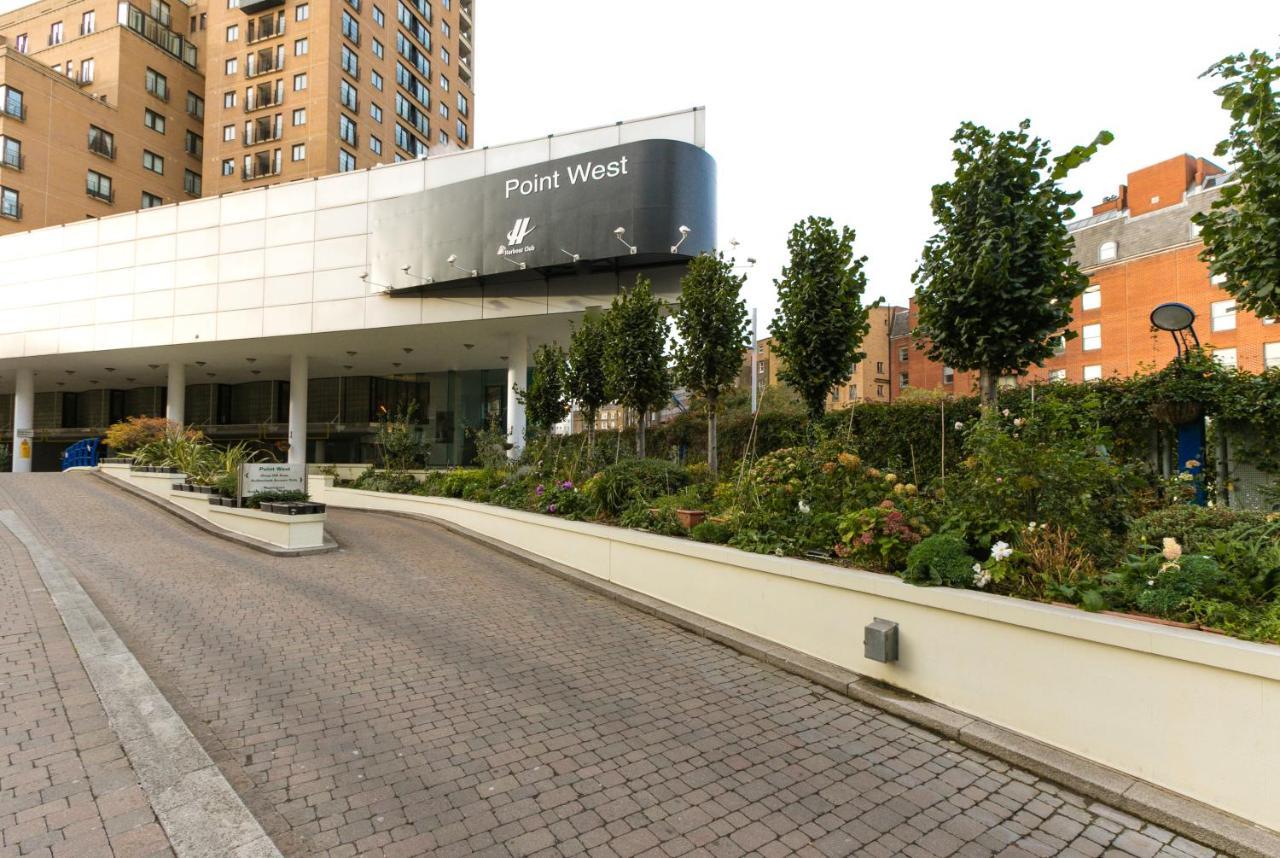 Point West Apartments Londres Extérieur photo