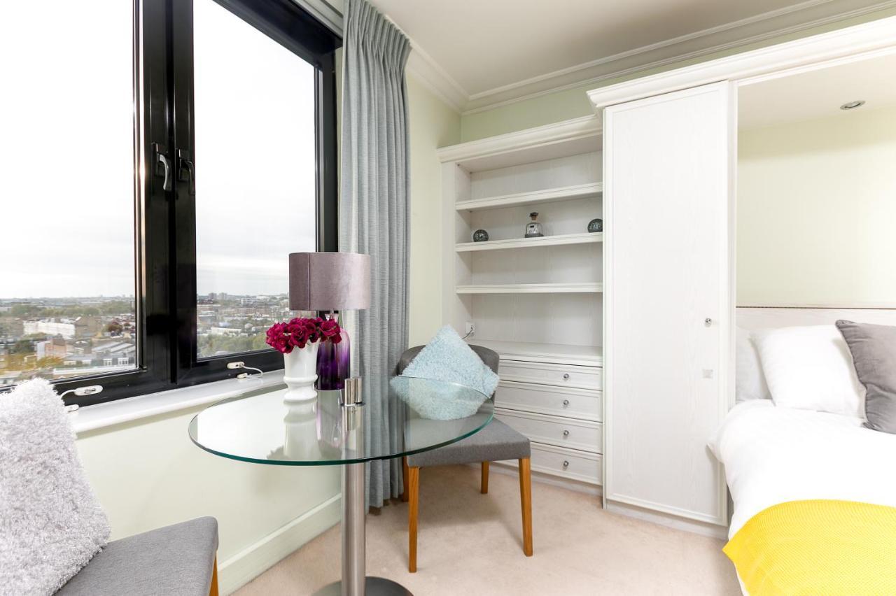 Point West Apartments Londres Extérieur photo