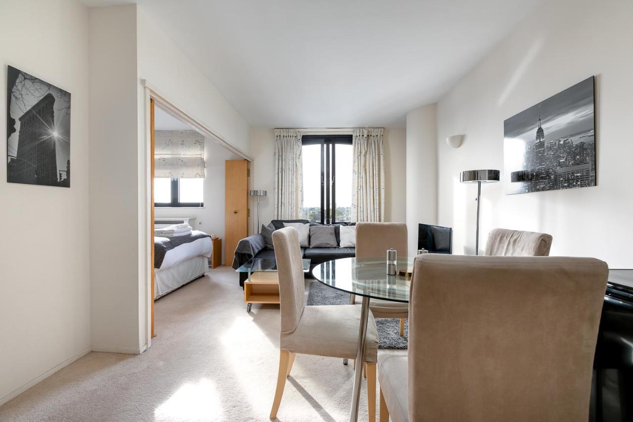 Point West Apartments Londres Extérieur photo